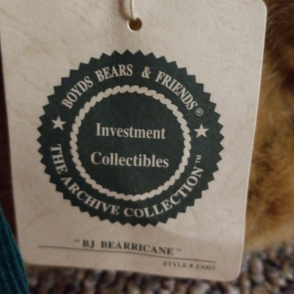 Boyd's Bear - Picture 3 of 3